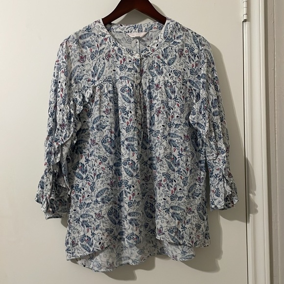 LC Lauren Conrad Blue and White Flutter Sleeve Blouse Size L - Picture 1 of 7